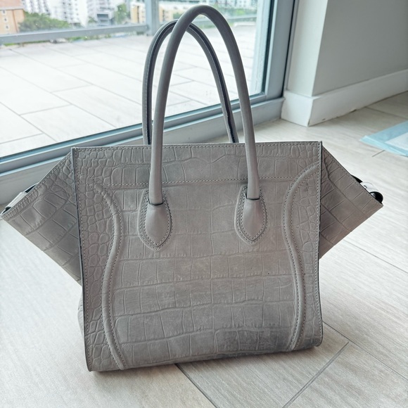 100% Authentic - CÉLINE Grey Croc Embossed Leather Large Phantom Luggage Tote - Picture 4 of 6